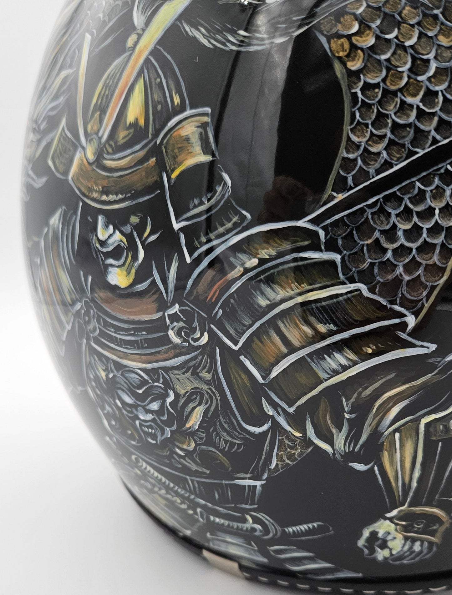 Casco jet dipinto a mano "L'Onore del Drago e del Samurai"