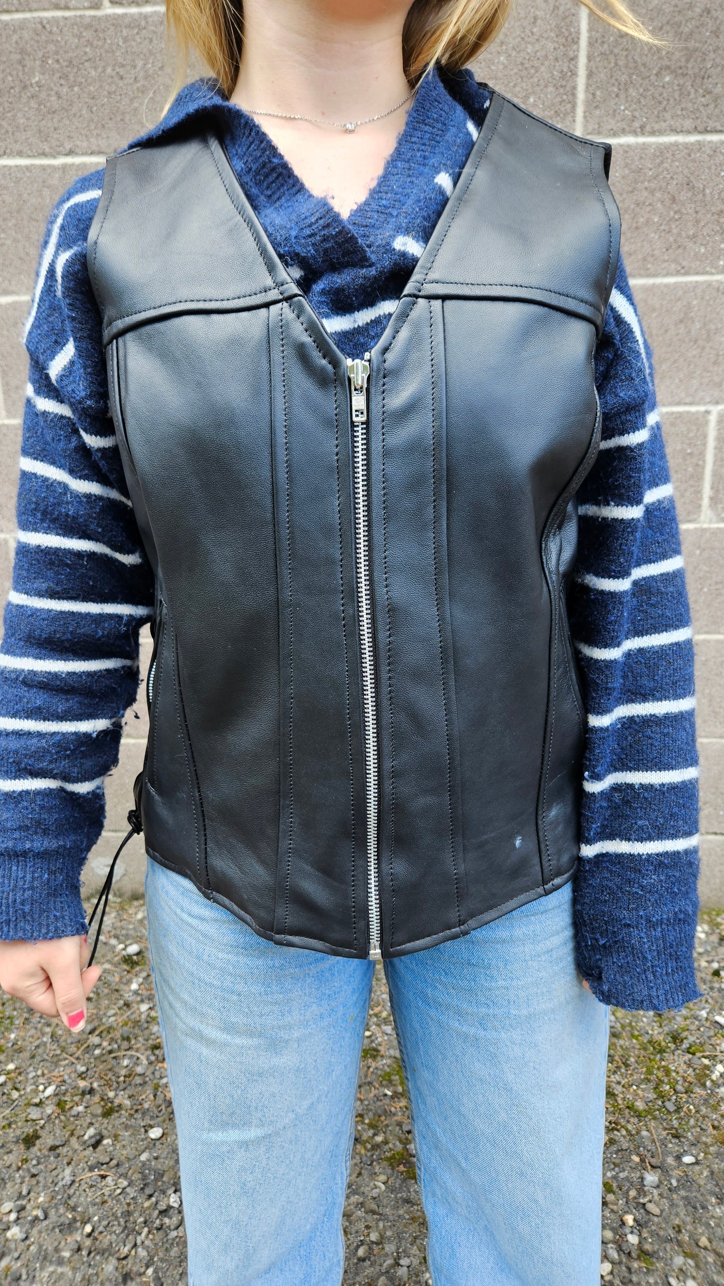 Black genuine leather vest with hand painted QUEEN OF HEARTS size XL
