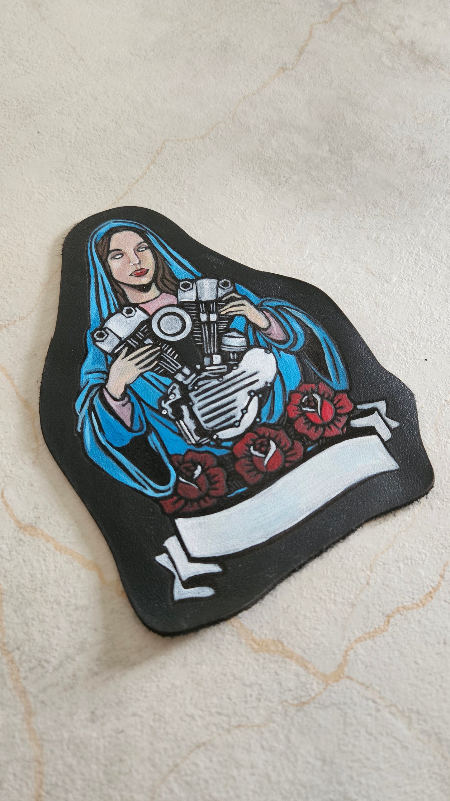 Patch in vera pelle dipinta a mano MADONNA CON MOTORE