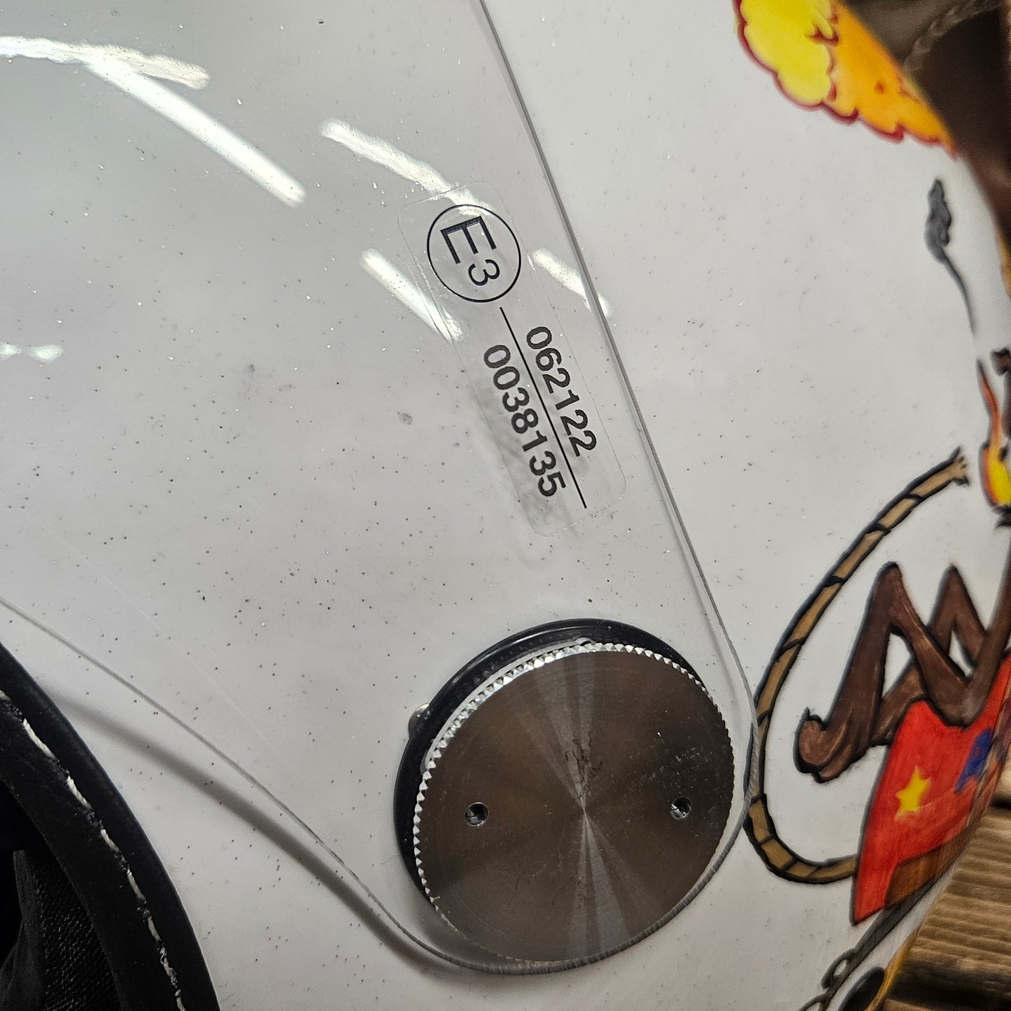 Casco jet dipinto a mano Road Runner