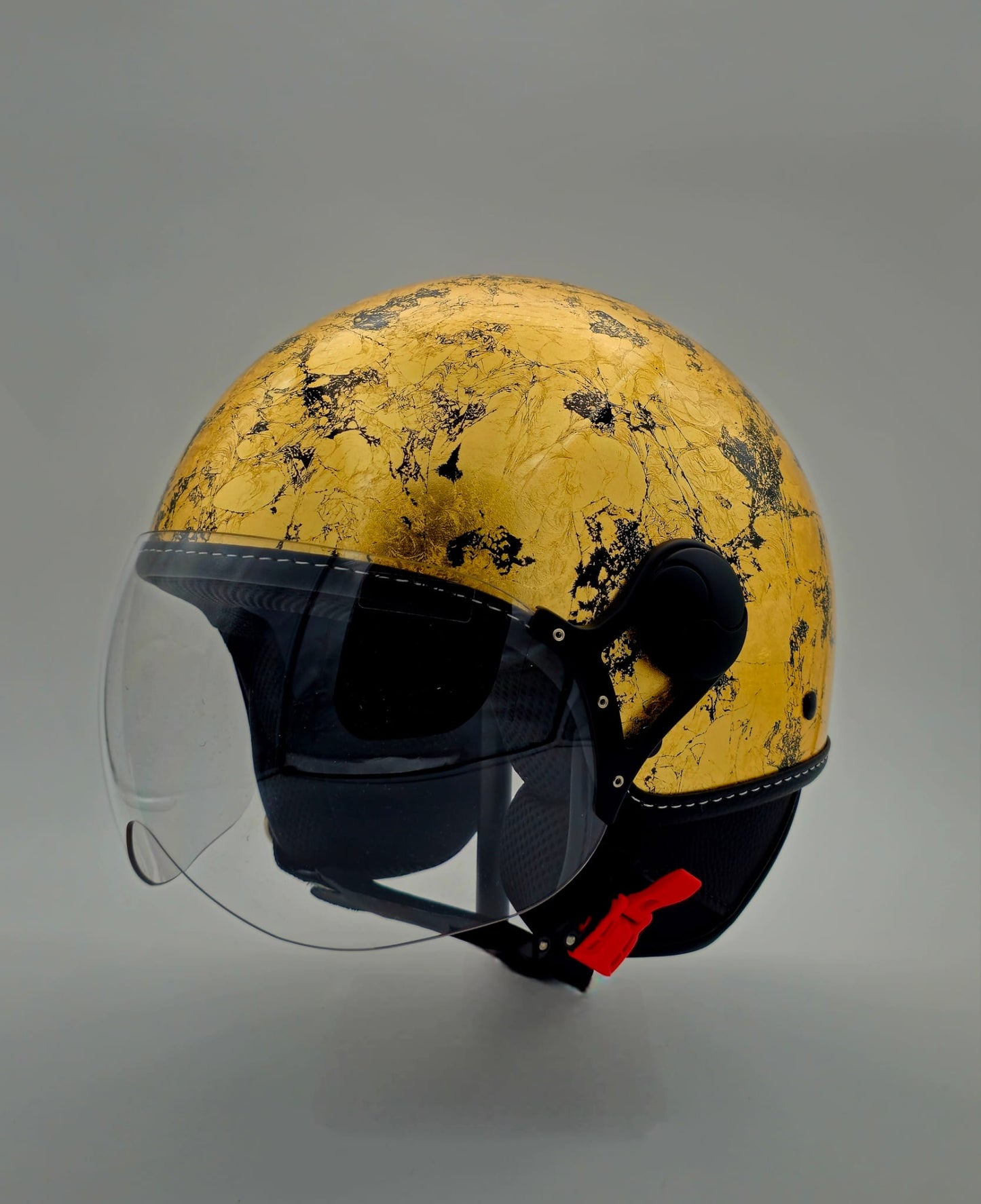 Casco jet foglia oro